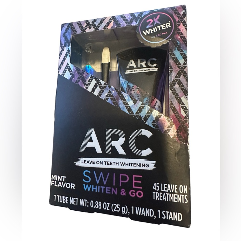 NIB ARC Teeth Whitening Swipe and Go‎ Kit